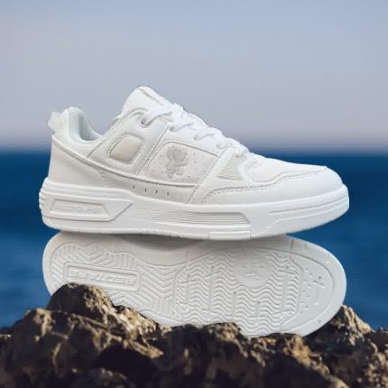 Redtape Sneakers Triple White Z6 series